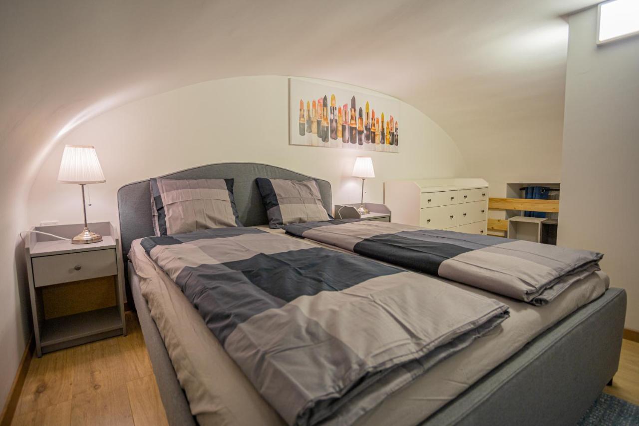 Cosy Flat In The Dob Street - Sapphire Apartment Будапеща Екстериор снимка